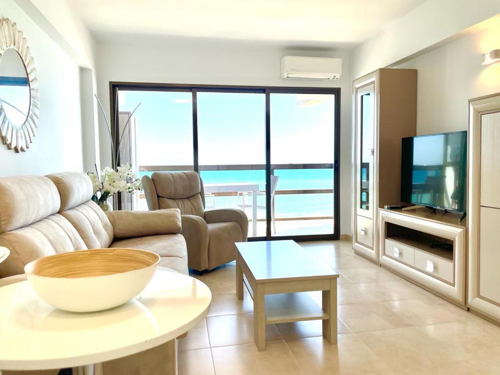 Calpemar 8 Sea View First Line Arenal Beach Exterior foto